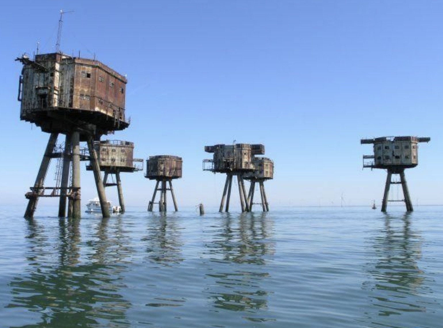 maunsell sea forts england